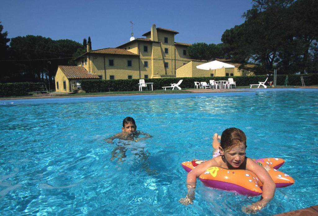 Hotel Bambolo Castagneto Carducci Bagian luar foto