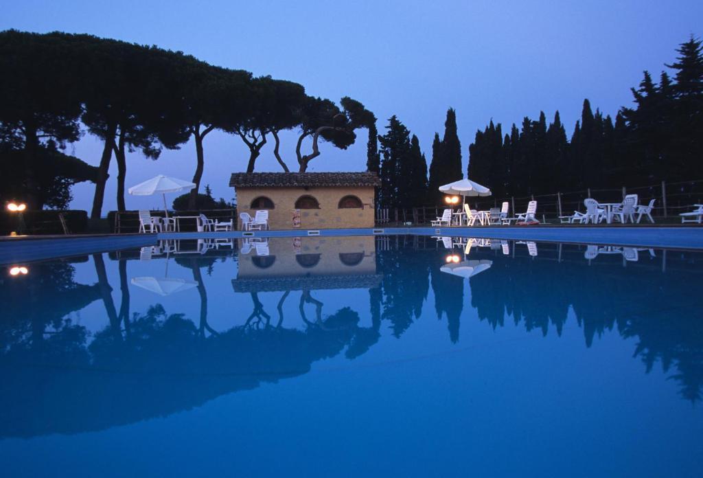 Hotel Bambolo Castagneto Carducci Bagian luar foto