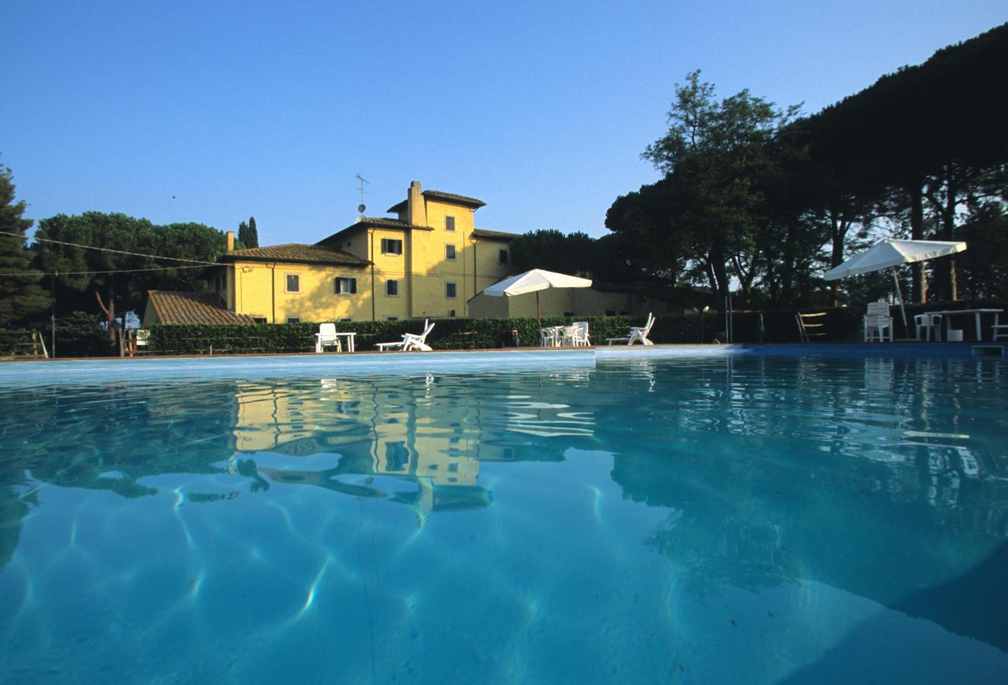 Hotel Bambolo Castagneto Carducci Bagian luar foto